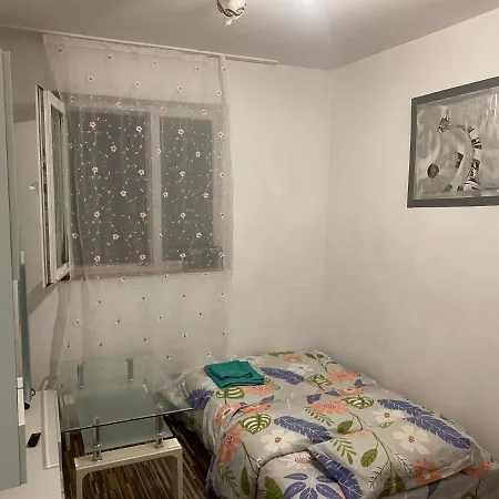 Apartment Bestprice Cloud Girocului *